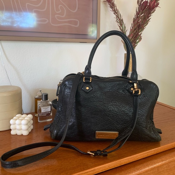 Marc by Marc Jacobs Medium Size Black Leather Purse - Picture 2 of 7